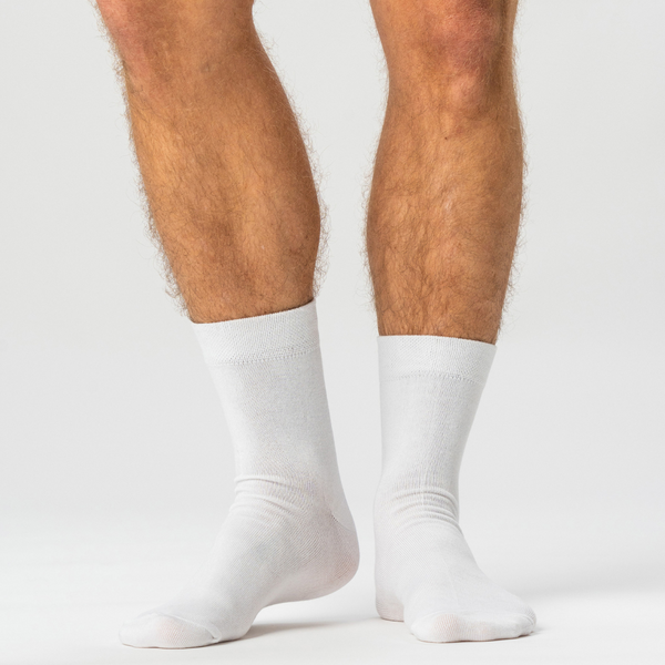 10 pairs of bamboo socks low cut white