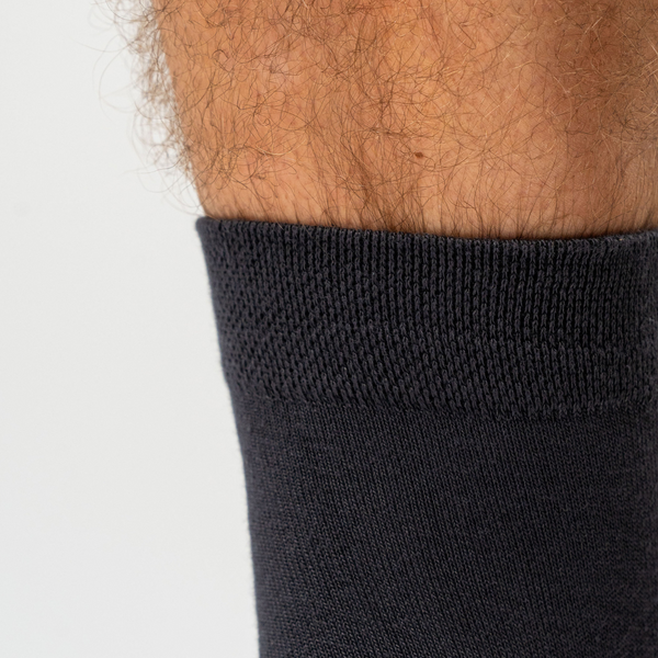 5 pairs of dark gray bamboo socks (Low cut)