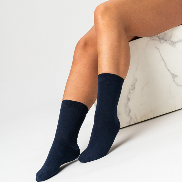 5 pairs of navy bamboo socks