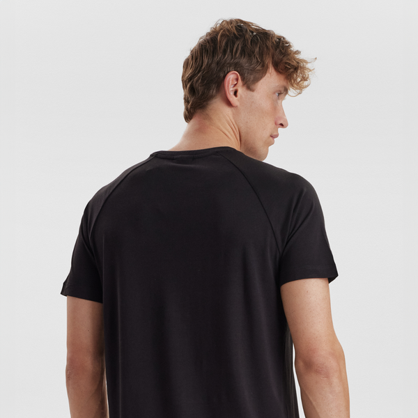 Black crew neck bamboo T-shirt with raglan sleeves