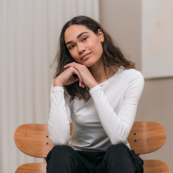 White long-sleeved bamboo T-shirt