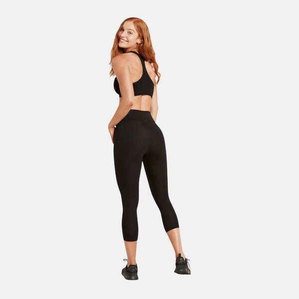 Black high-waisted bamboo 3/4 training tights