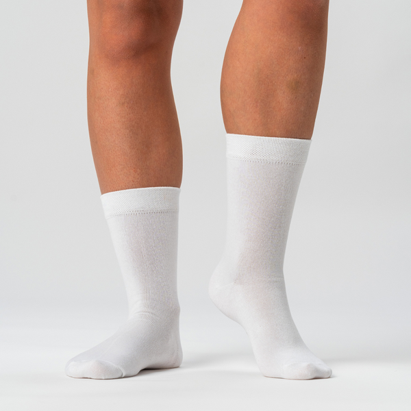 5 pairs of white bamboo socks