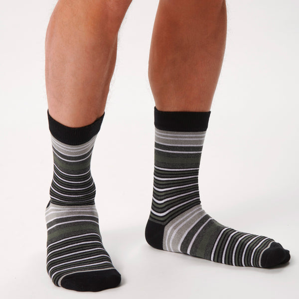 5 par bambus strømper i army og stribe mix Copenhagen Bamboo