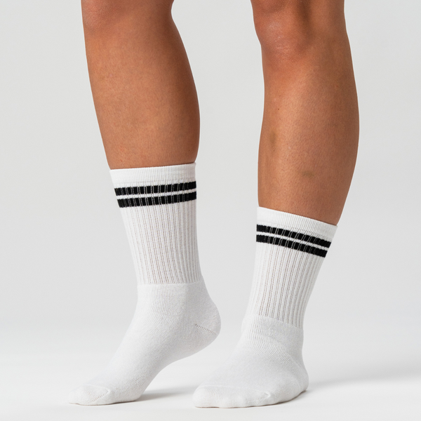 6 pairs of bamboo tennis socks white with black stripes/navy with white stripes
