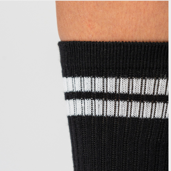 6 pairs of bamboo tennis socks black with white stripes/white with black stripes