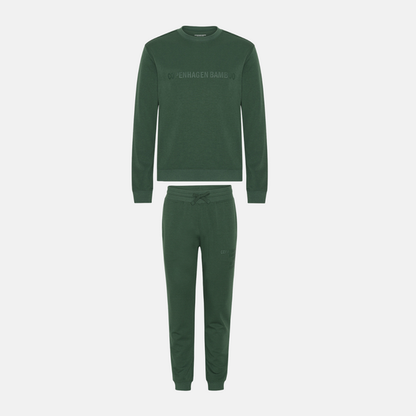 Green bamboo jogging set with logo